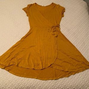 Easy, yellow summer dress